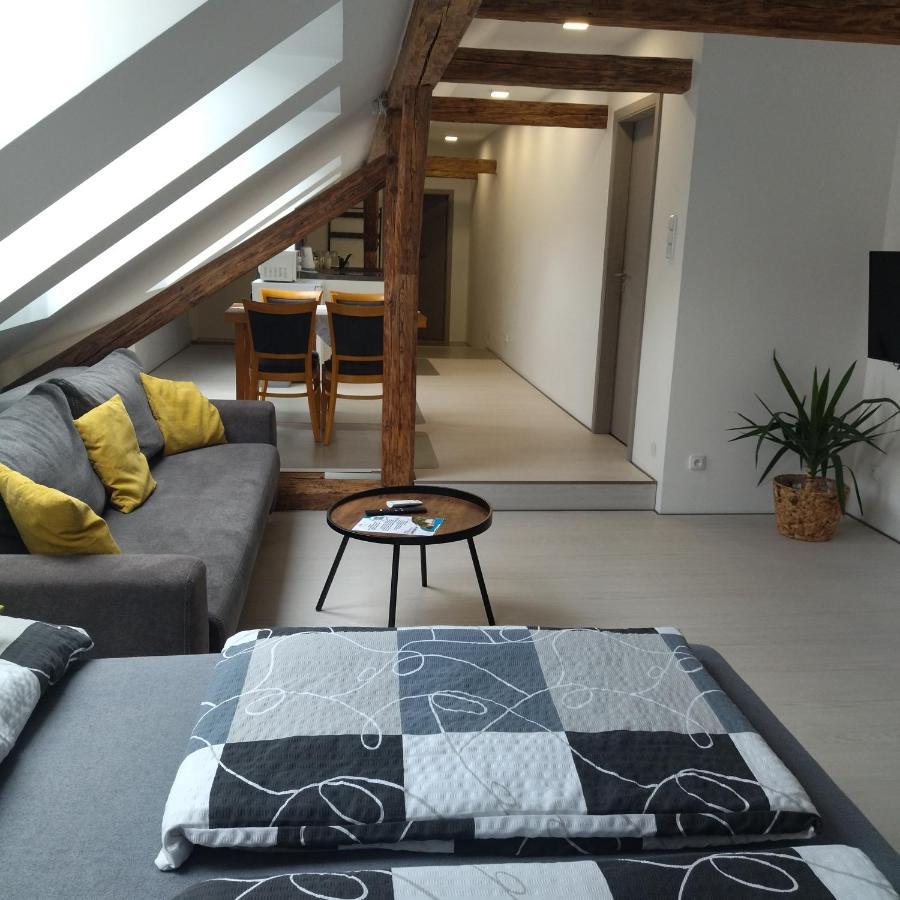 Apartmany S Vyhledem Na Zamek Vimperk Eksteriør bilde